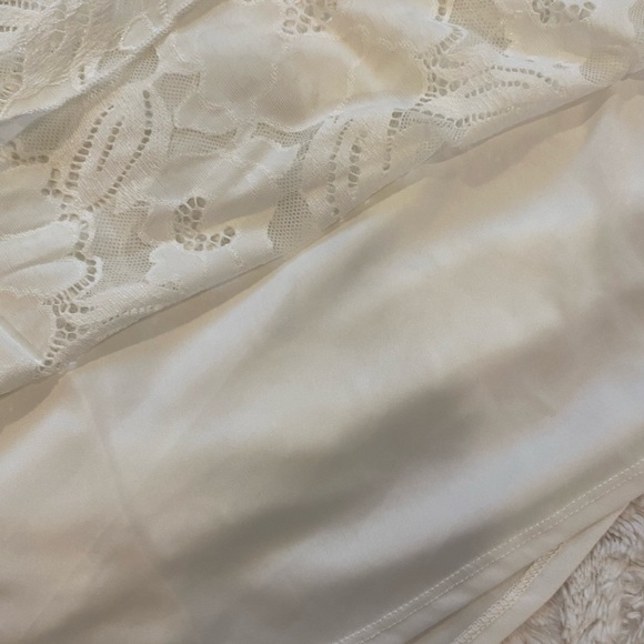 LuLaRoe Lucy Lace Skirt - Picture 3 of 6